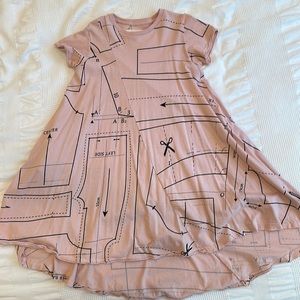 Nununu girl 360 pink dress, size 6-7